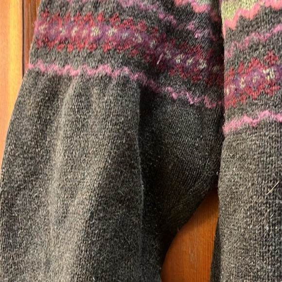 Size large Eddie Bauer sweater brown with Fair Isle pattern and nice details - Picture 2 of 6